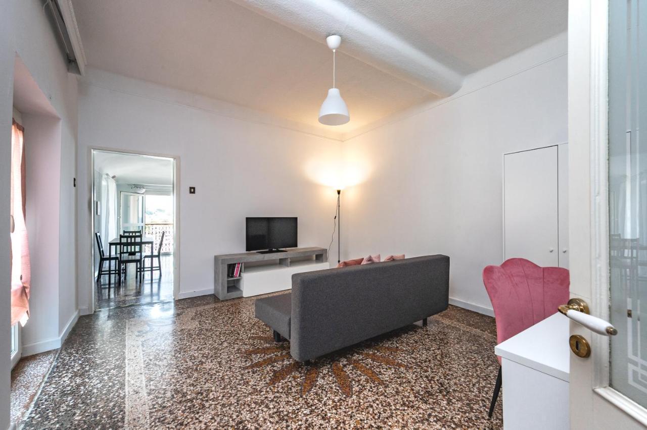 Seaside Apartment Genova Екстериор снимка